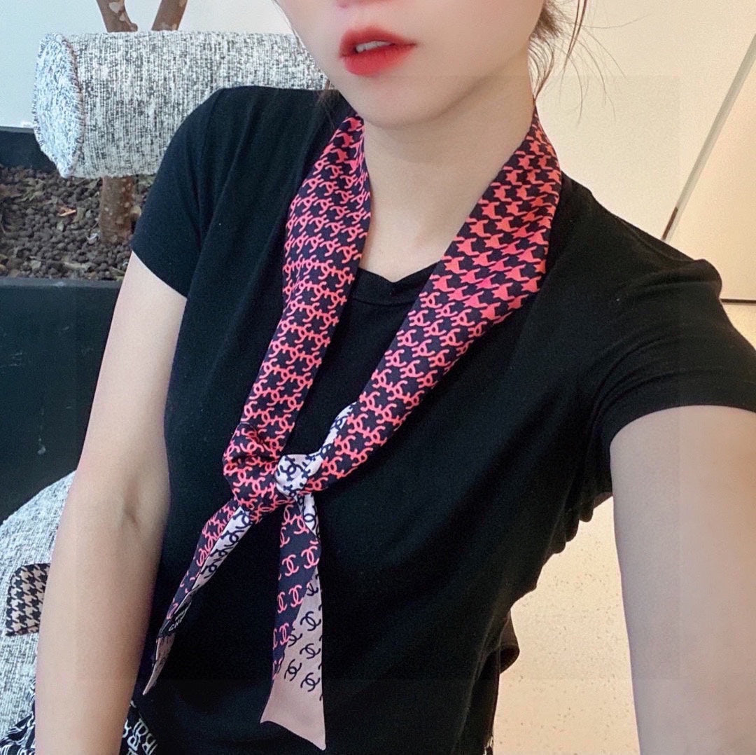 CC  Twilly Mini Scarf 120cm Navy Blue Pink Mulberry Silk 802153