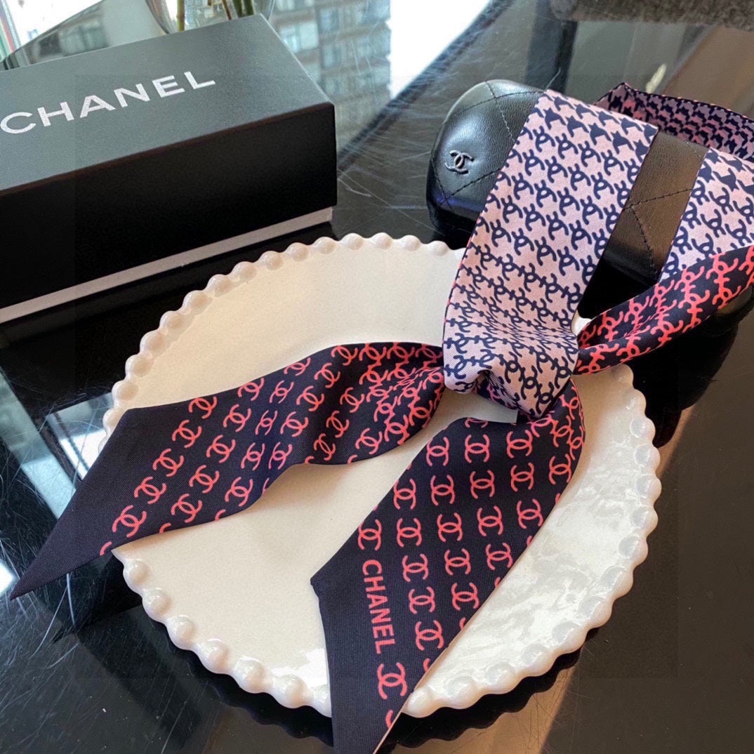 CC  Twilly Mini Scarf 120cm Navy Blue Pink Mulberry Silk 802153