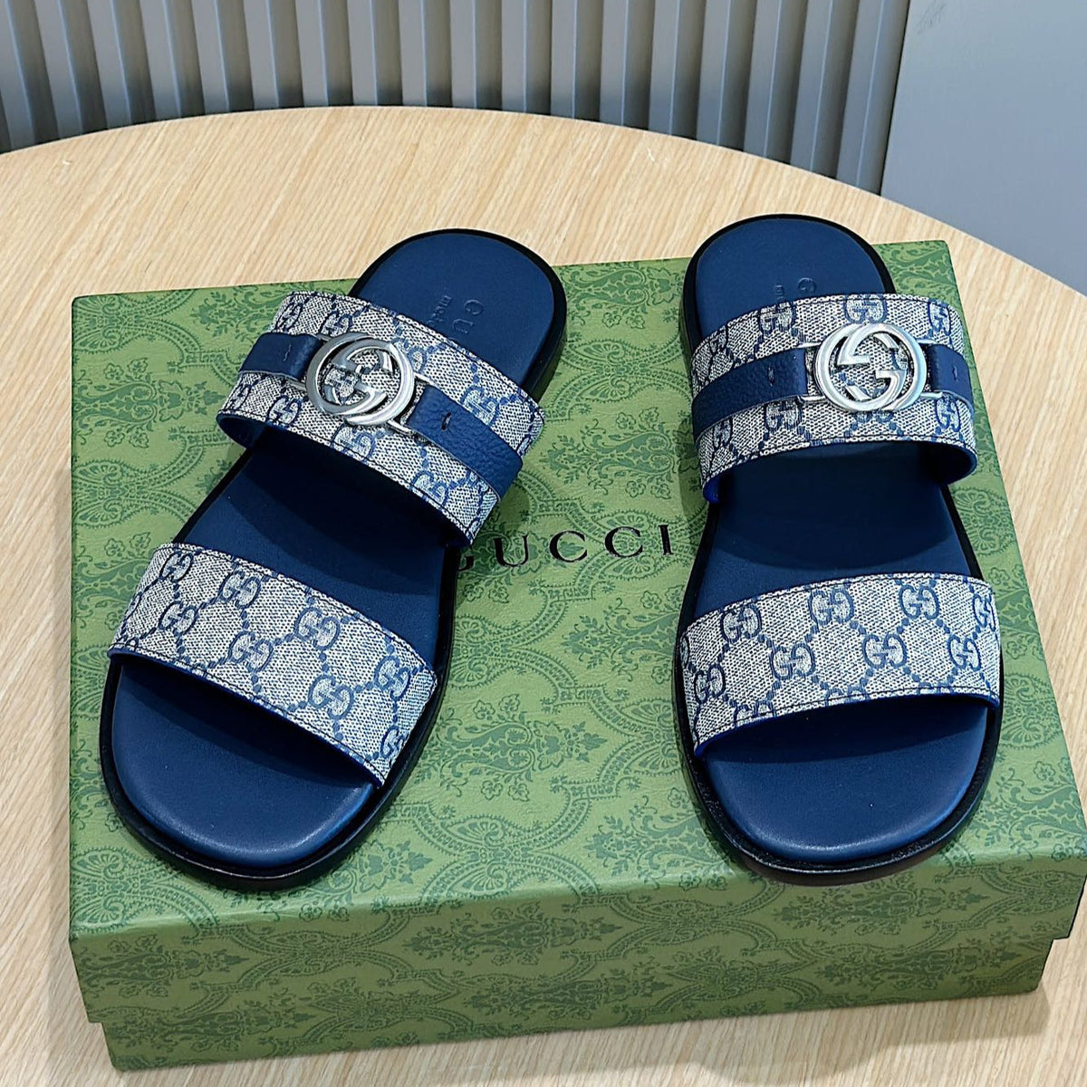 GG Men's Interlocking G Sandals Blue Cowhide 547647