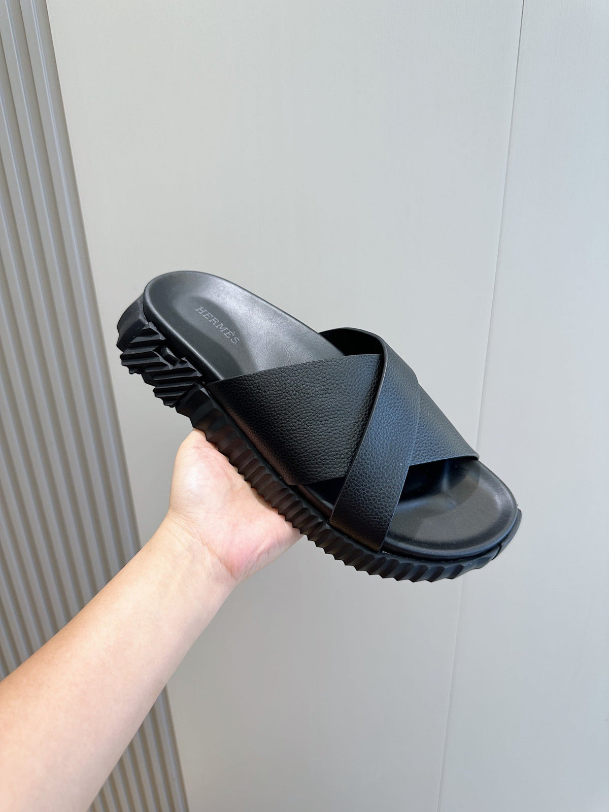 HM Men's Infra Slide Black Calfskin 547620