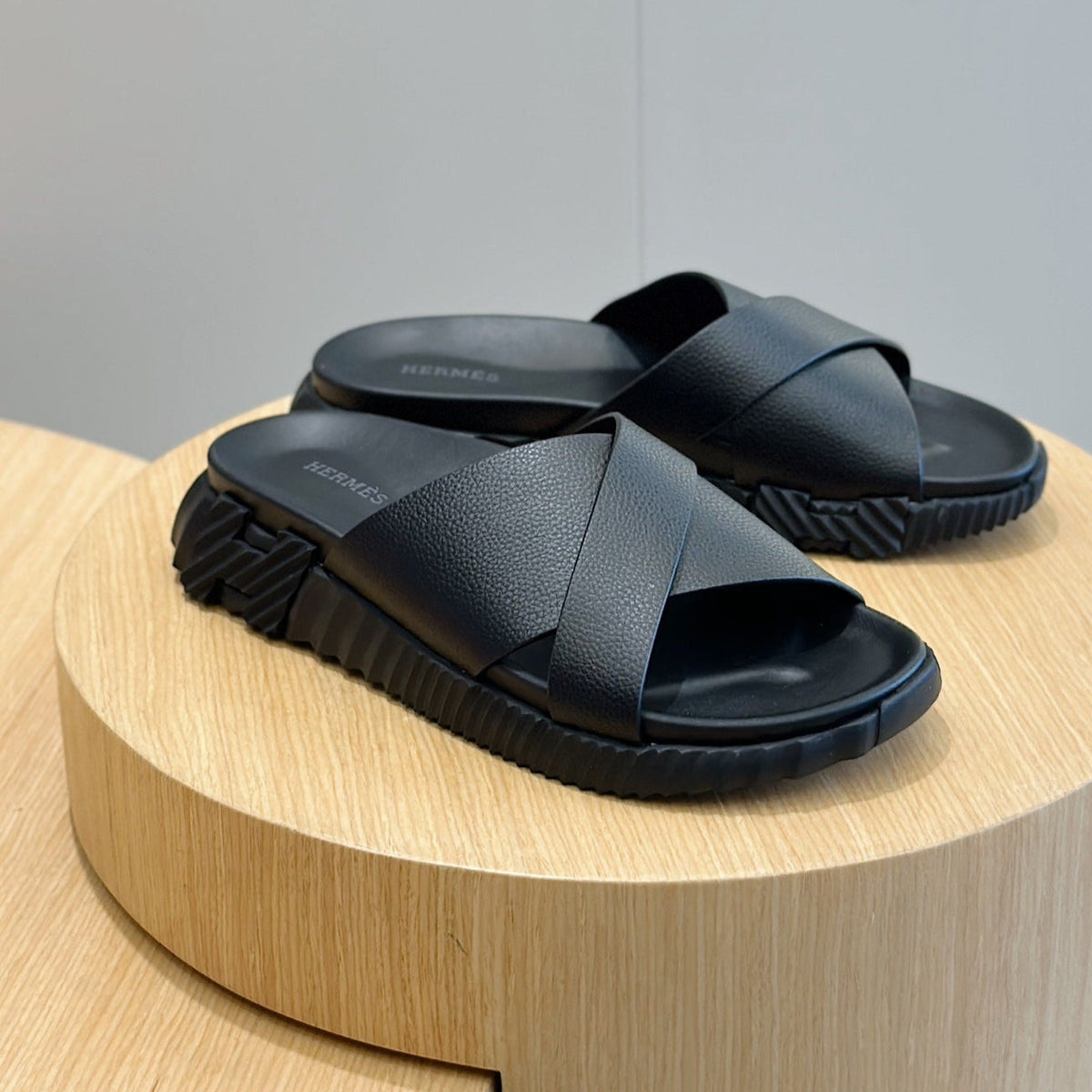 HM Men's Infra Slide Black Calfskin 547620