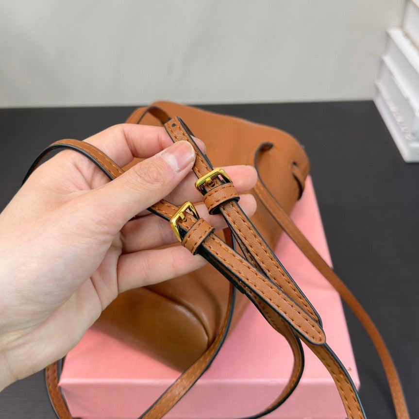 PHONE BAG 15 IN CINNAMON BROWN CALFSKIN