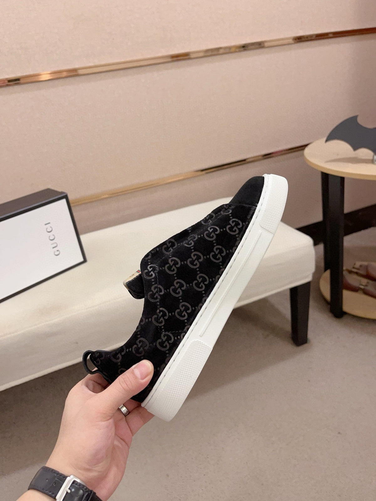 GG Men's Sneaker Black Suede 448475