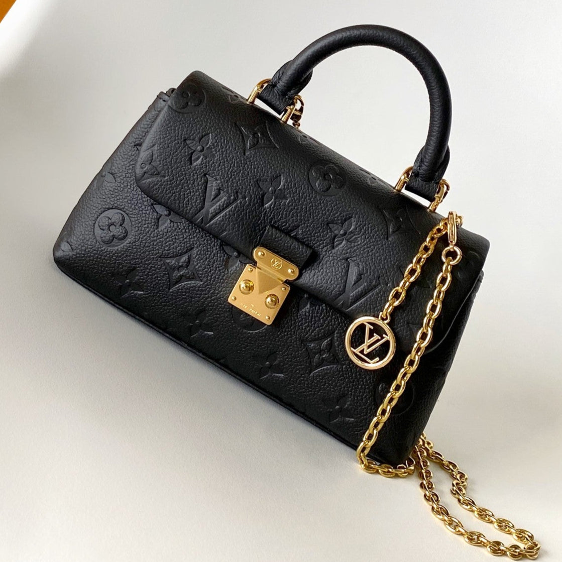 LV Nano Madeleine bag 21cm Black Cowhide 252075