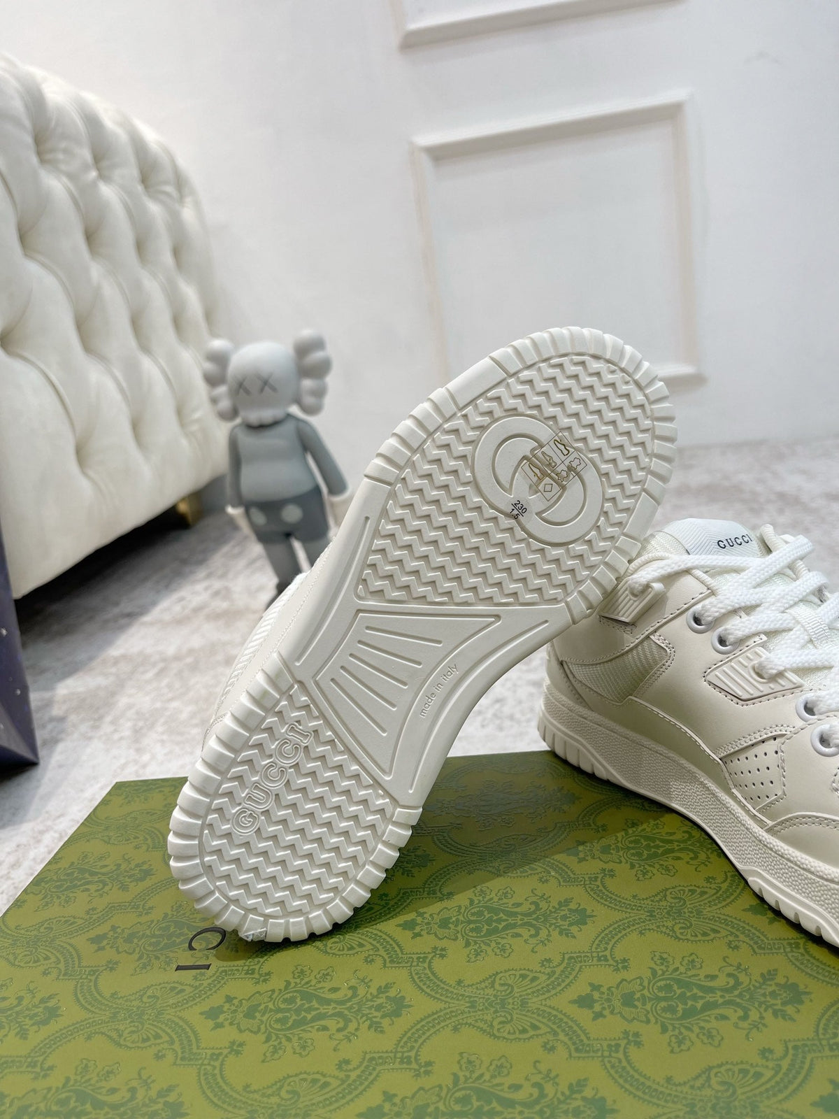 Gucci 2026 Low Top Sneakers Calfskin 988615