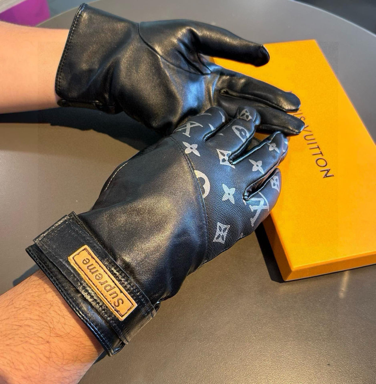 LV Gloves In Black Monogram Lambskin 448269
