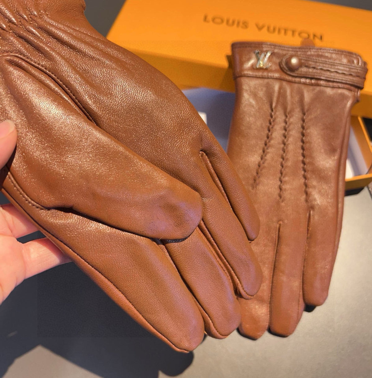 LV Gloves In Brown Orange Lambskin 456343