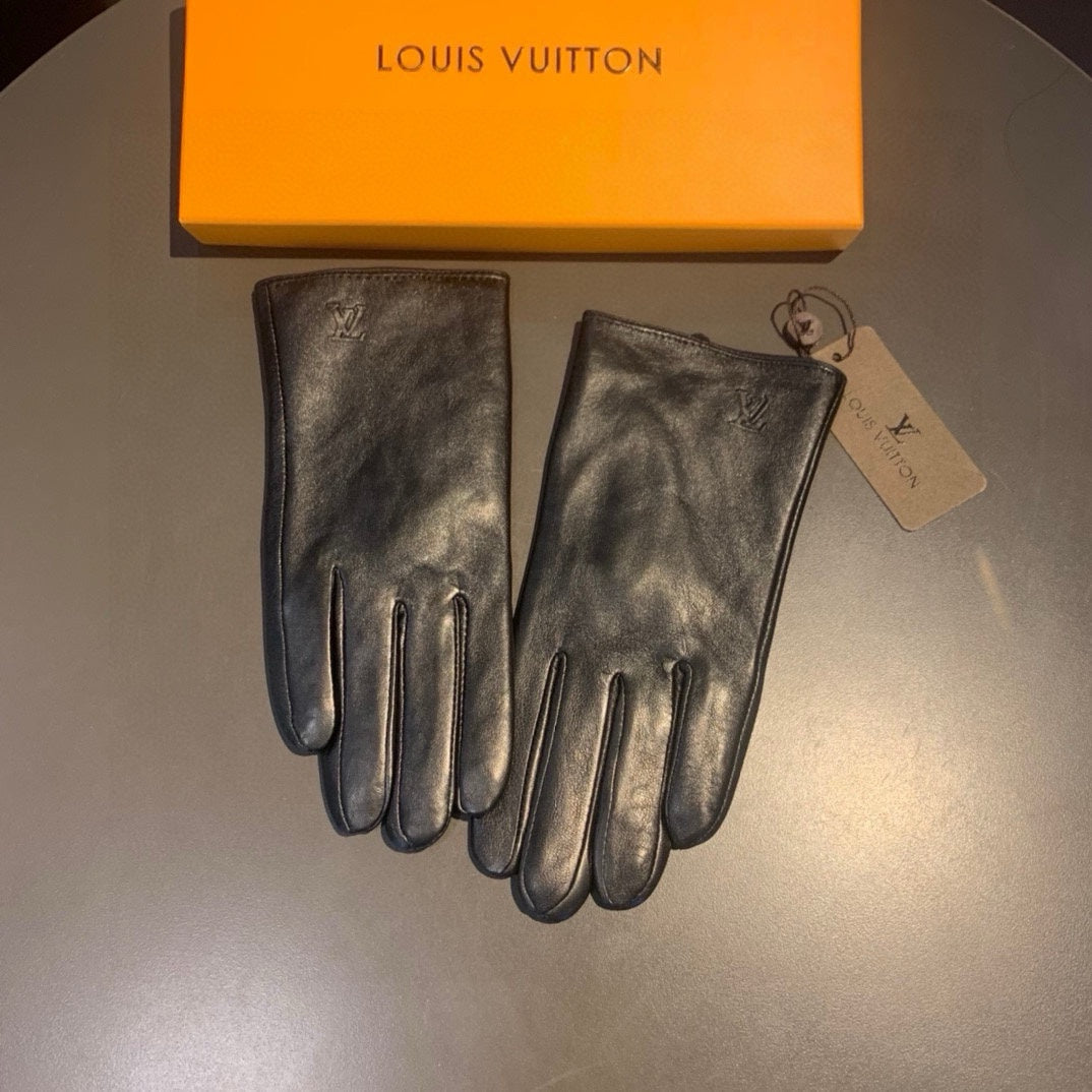 LV Gloves In Black Lambskin 470702