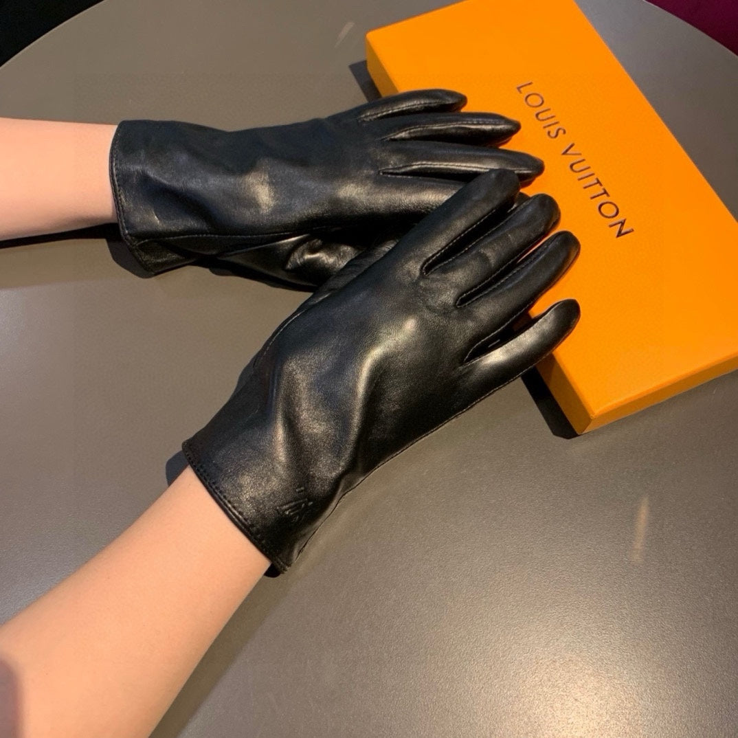 LV Gloves In Black Lambskin 470702