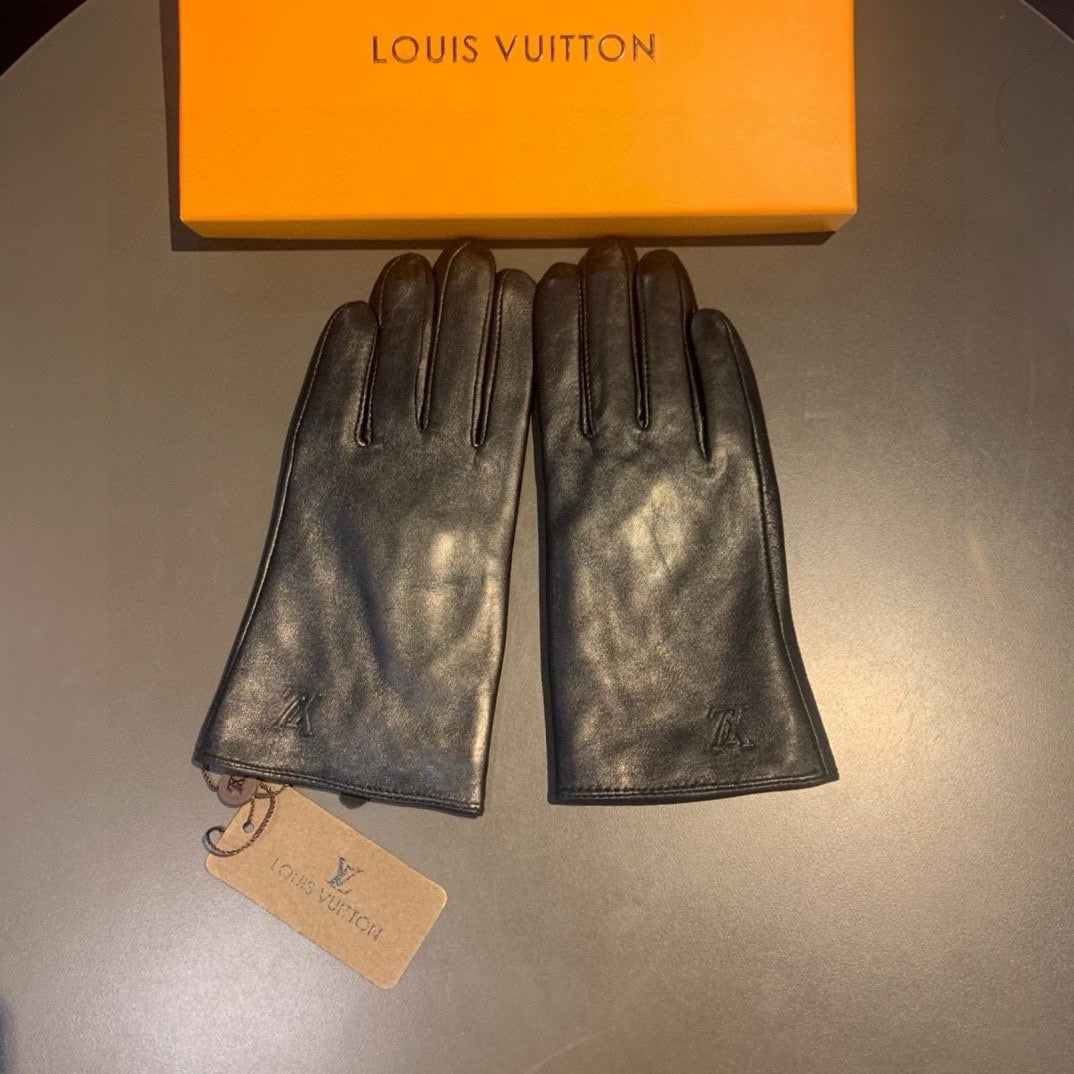 LV Gloves In Black Lambskin 470702