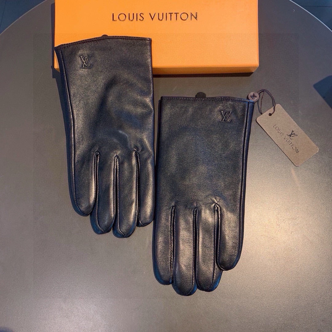 LV Gloves In Black Lambskin 470711