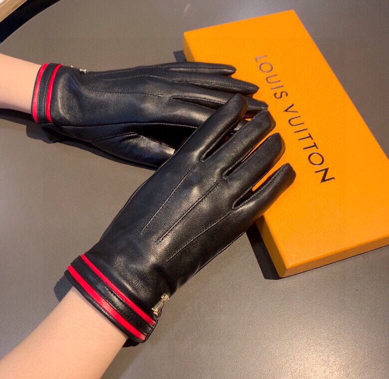 LV Gloves In Black Lambskin 475632