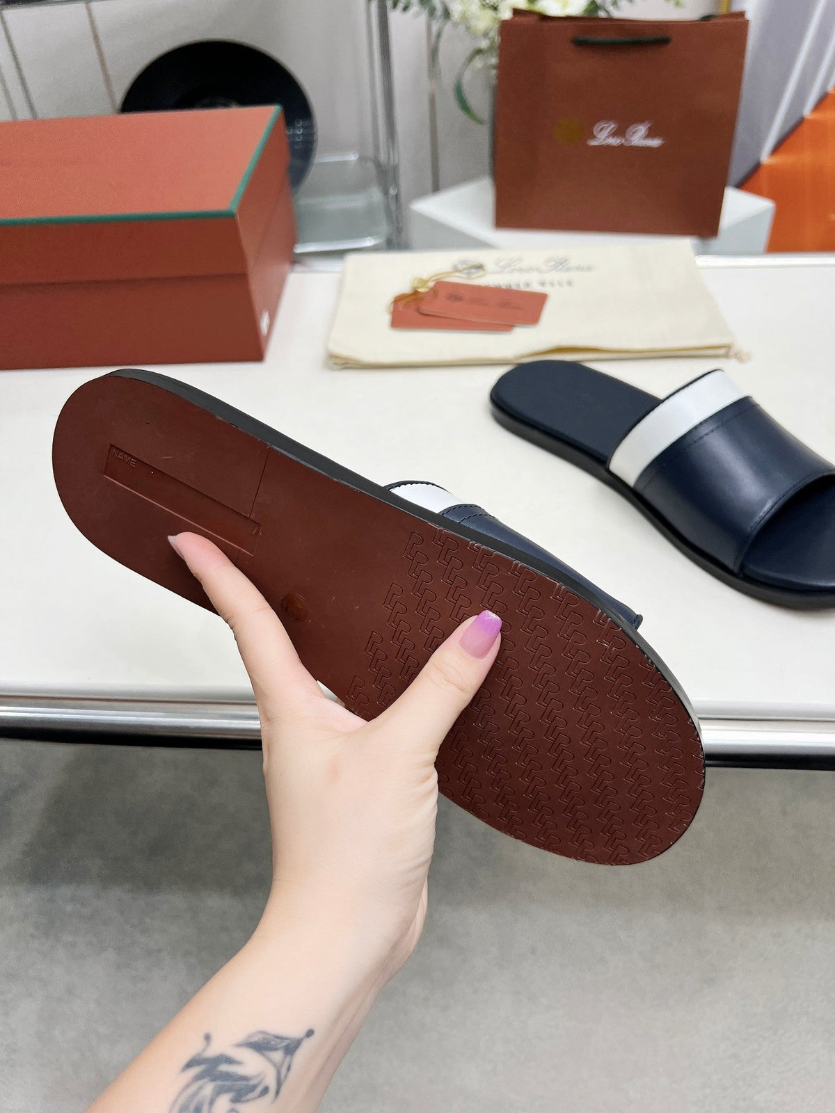 LP SLIPPER PATHON DENIM COLOR CALFSKIN
