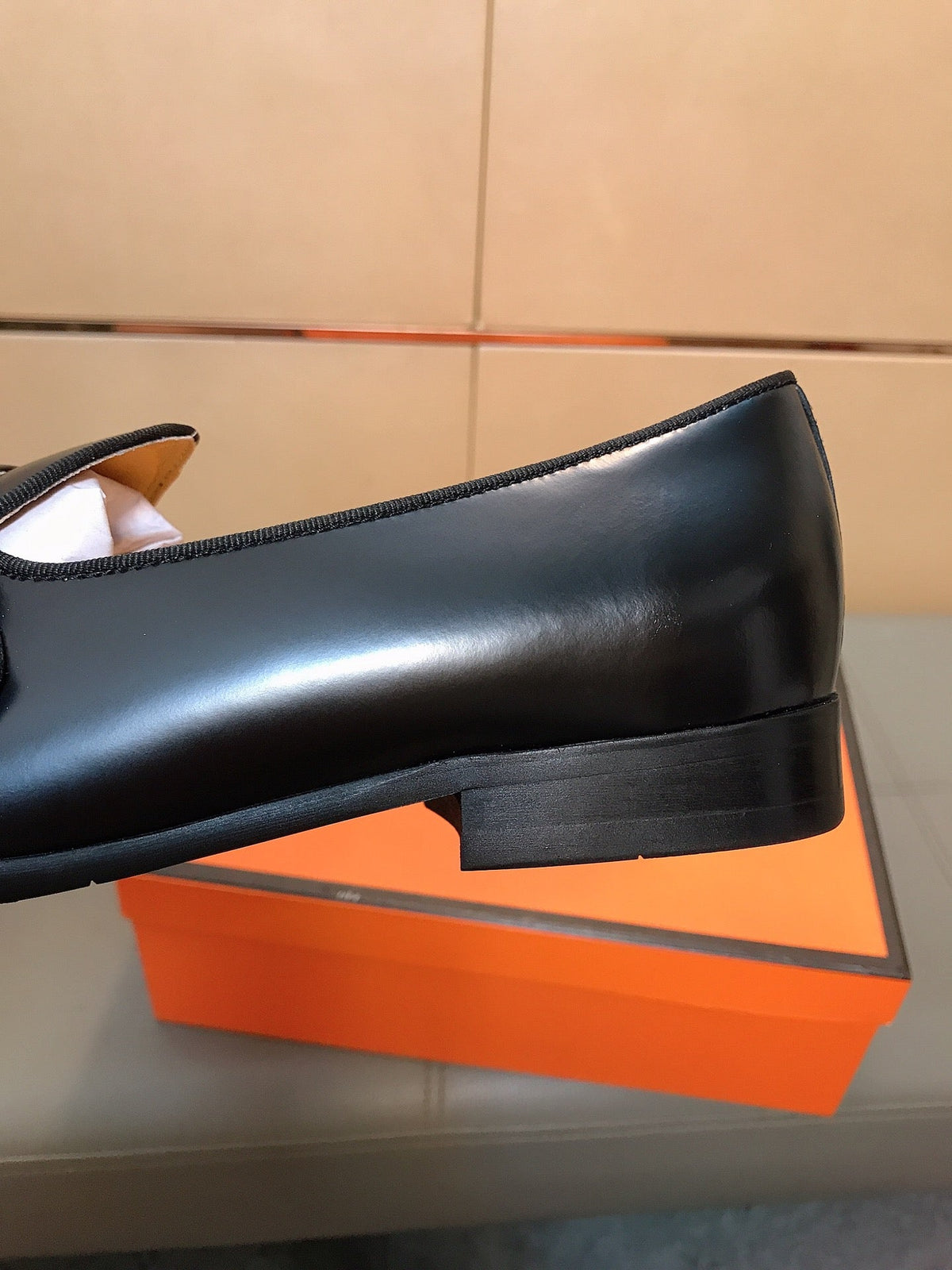 GG Men's Loafer Black Cowhide 551441