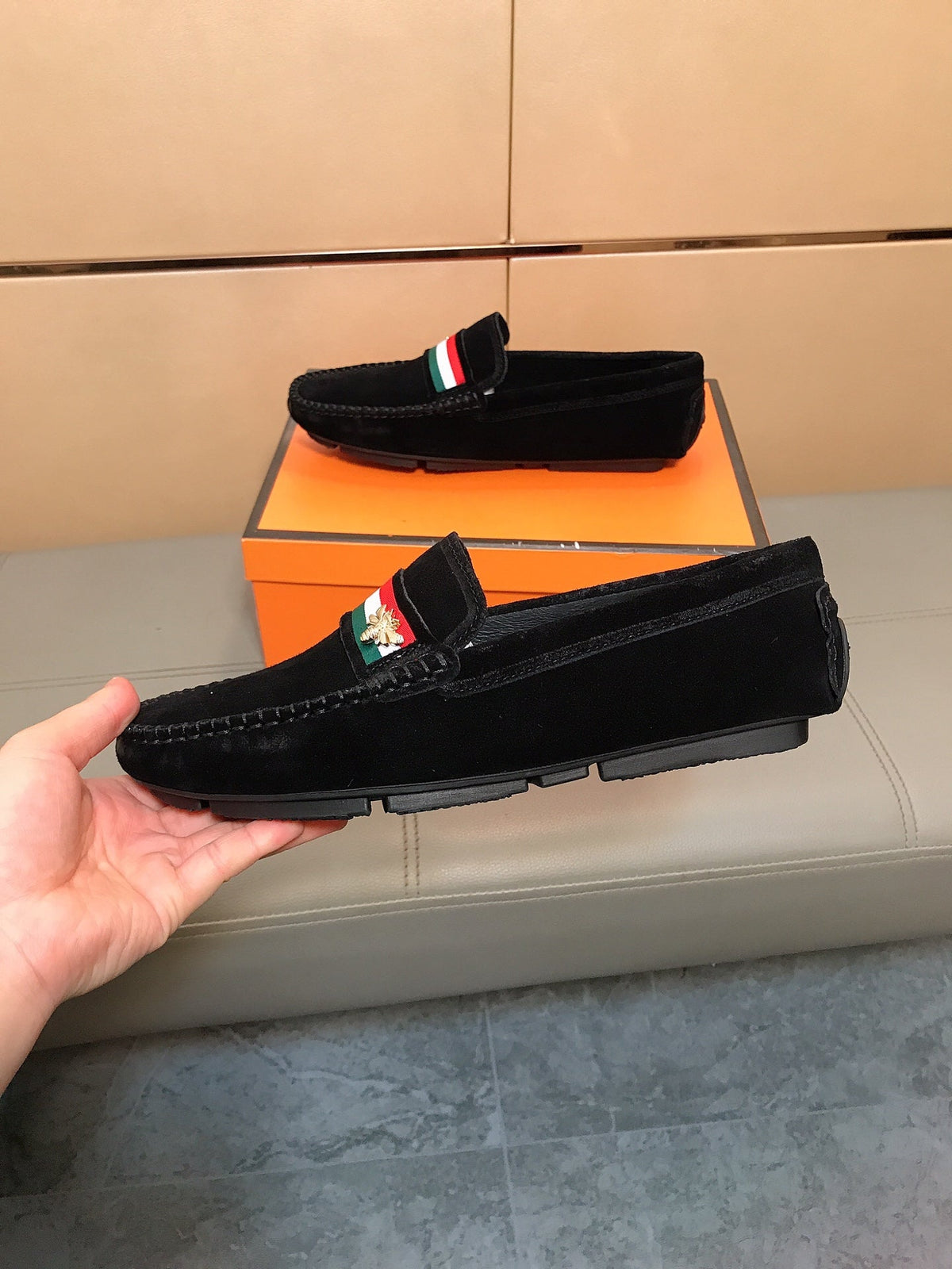 GG Men's Loafer Black Suede 526679