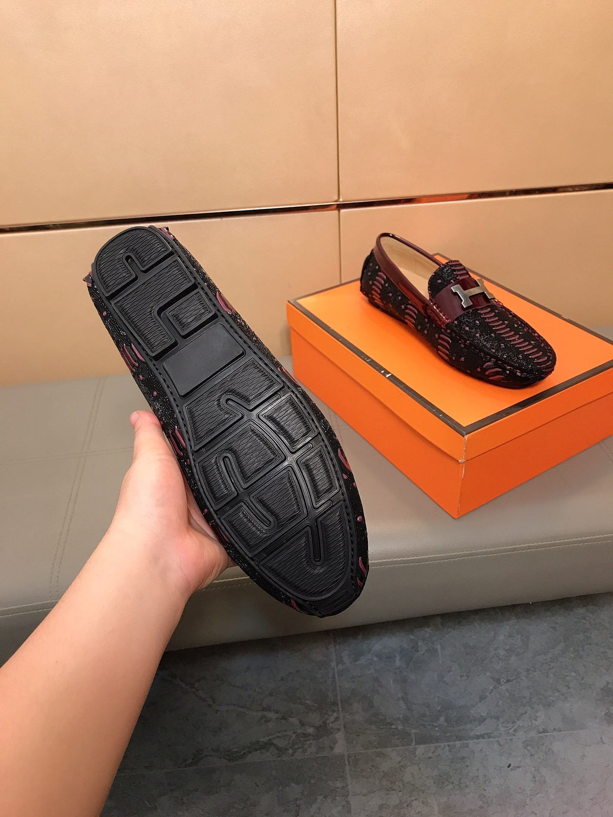 HM Men's Korean Loafer Black Burgundy Embossed
