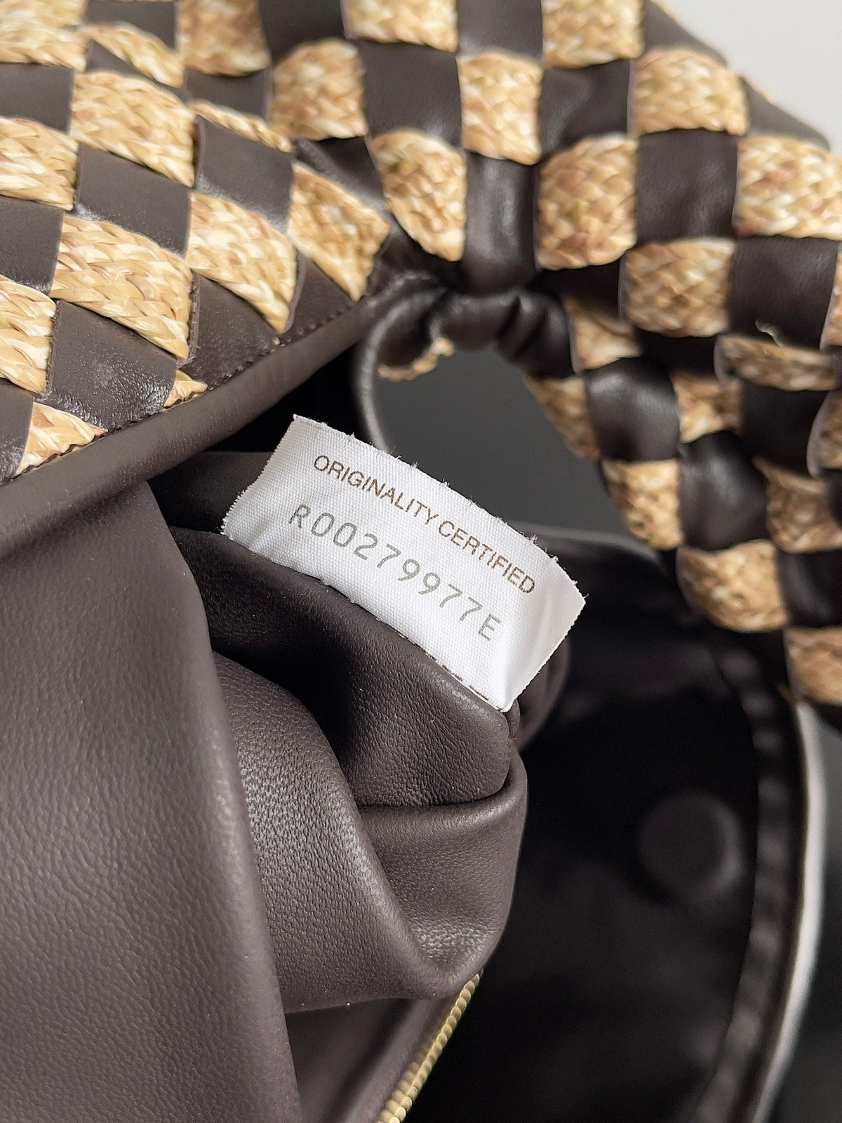 BV Hop Beige mix Brown Raffia Cowhide 249693