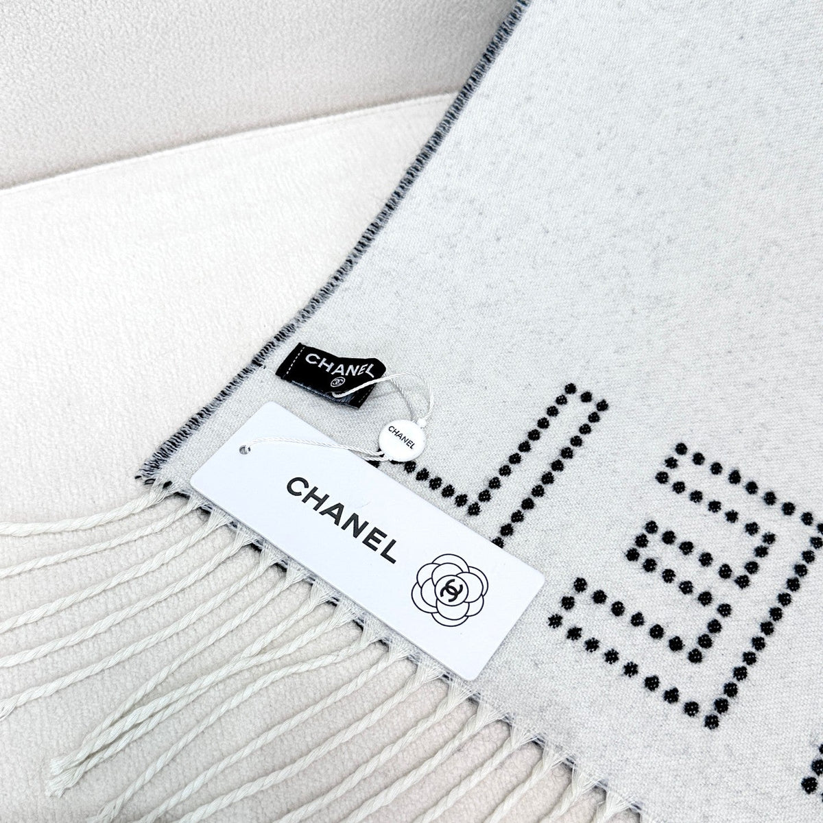 CC Scarf 200 CM In Black Mix White Cashmere  422706