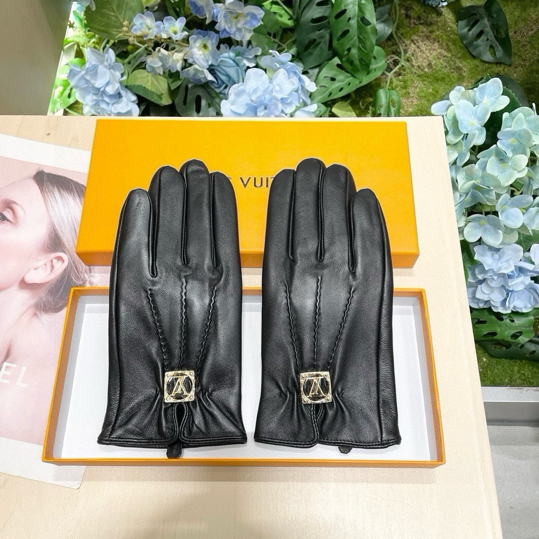 LV Gloves In Black Lambskin 465067