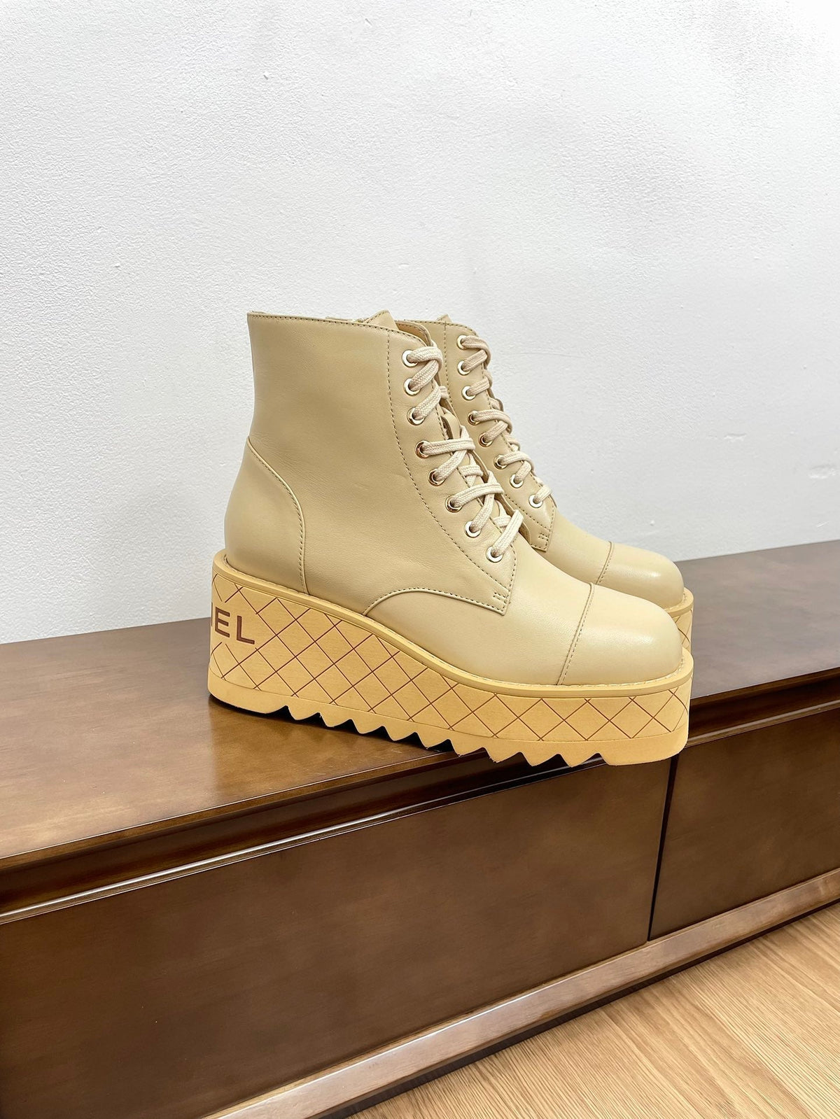CC Ankle Boots 100mm Beige Lambskin