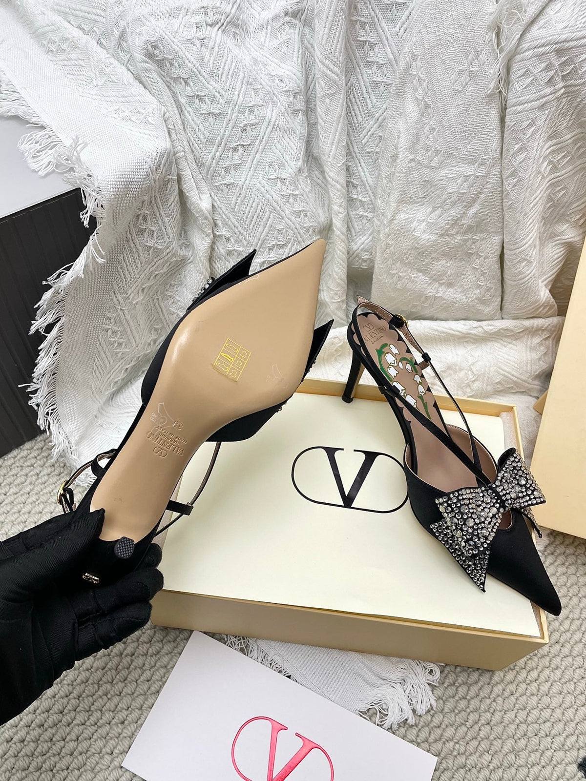 VT 26s Slingback 80 Black Rhinestone Silk Sheepskin 611405