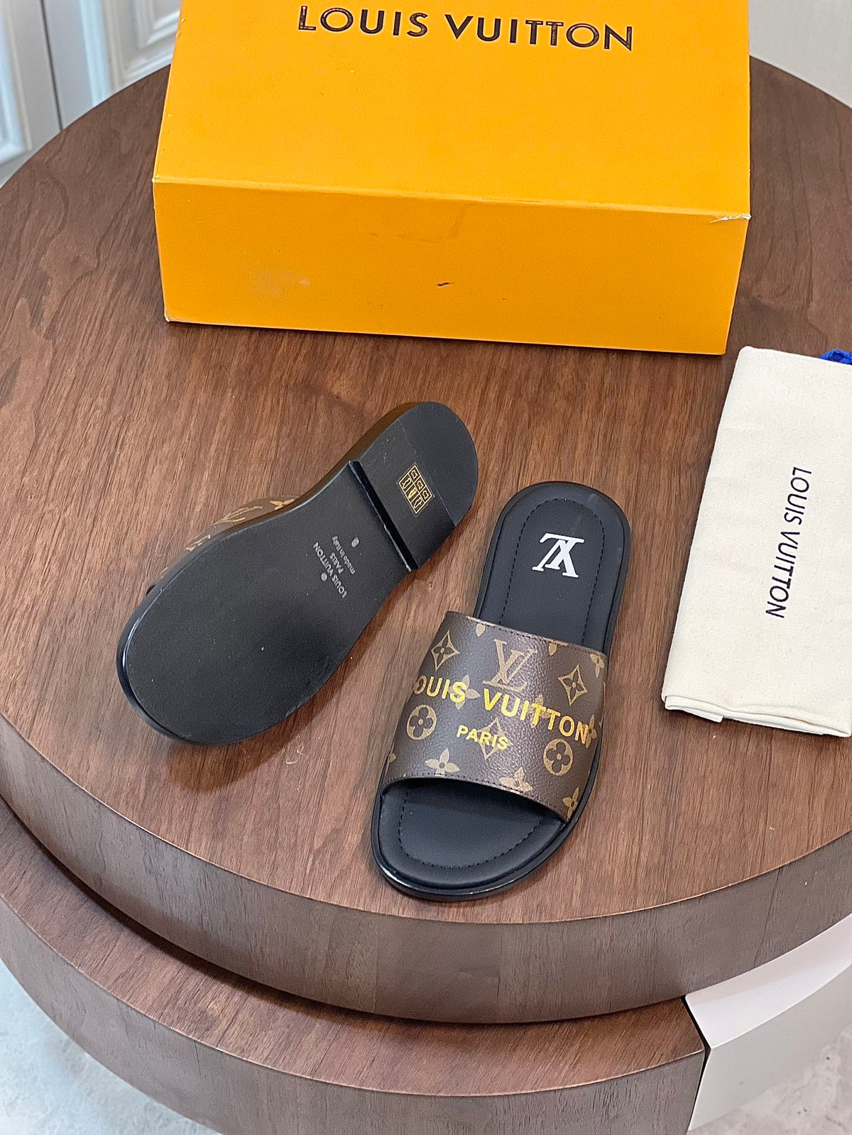 LV OASIS MULE CHOCOLATE BROWN MONOGRAM CALFSKIN