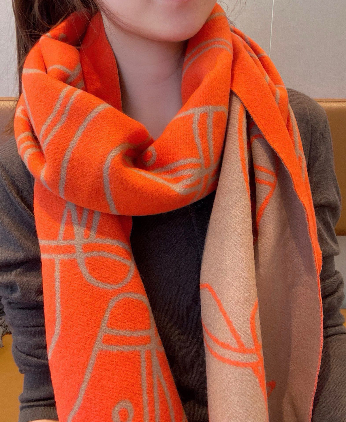 CASAQUE ENTRELACS EQUESTRES 190 CM SCARF IN ORANGE RED CASHMERE