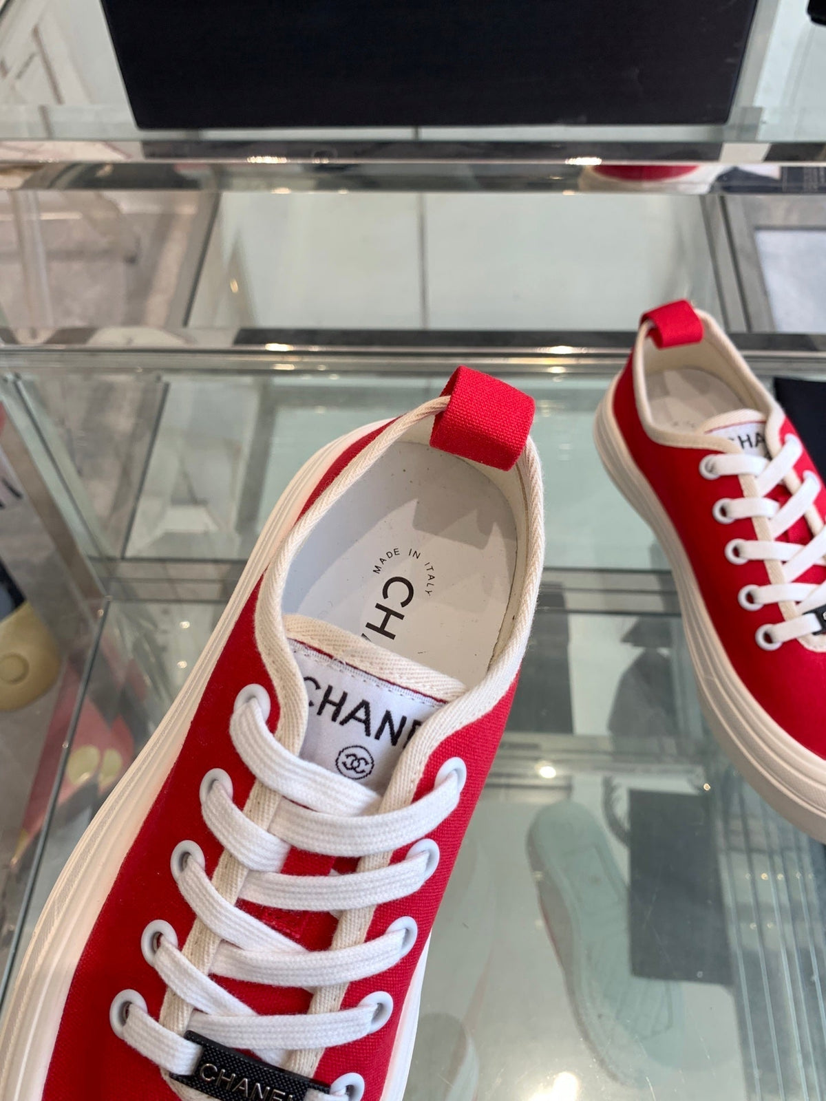 CC Sneaker Red Canvas 203267