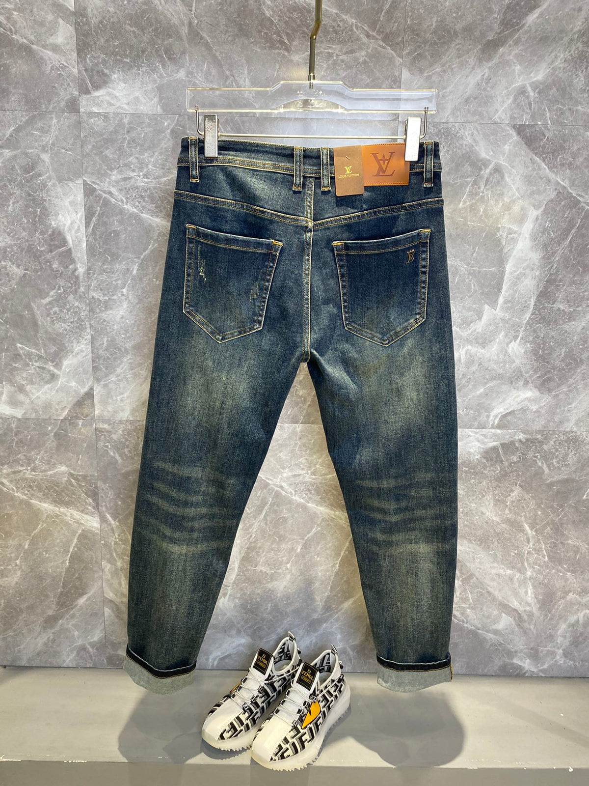 LV BLUE DENIM JEAN 239575