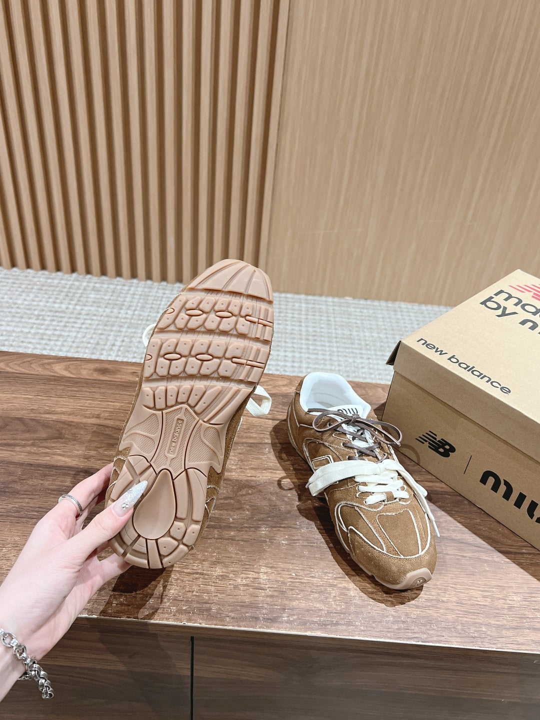 Miu Balance 530 SL Cinnamon Suede Sneaker