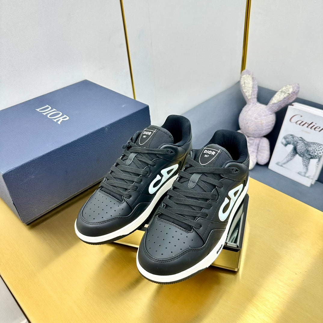 CD B57 Low-Top Sneaker In Black Calfskin 993837