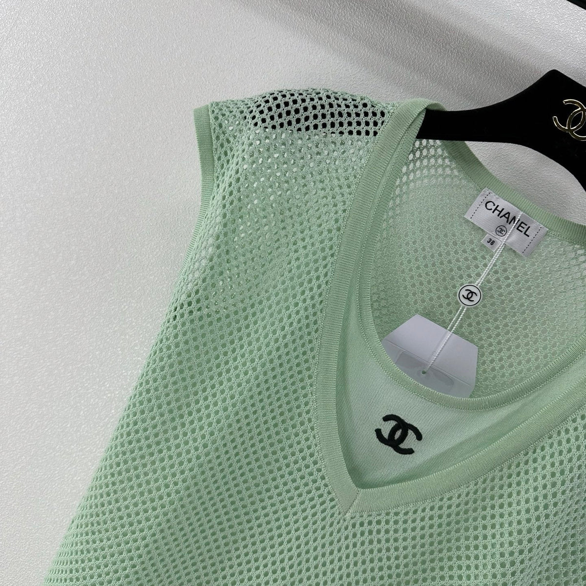 Chanel 2026 Openwork Knit Vest Green Wool 395635