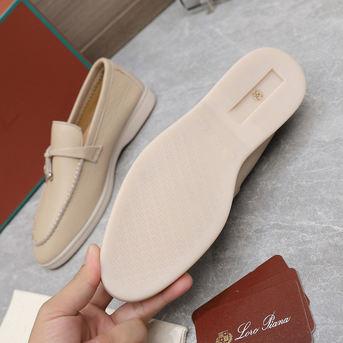 LP SUMMER CHARMS WALK LOAFERS BEIGE LAMBSKIN