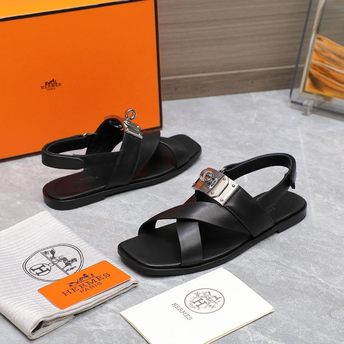 HM 25 Sandales Ines Cowhide 251524