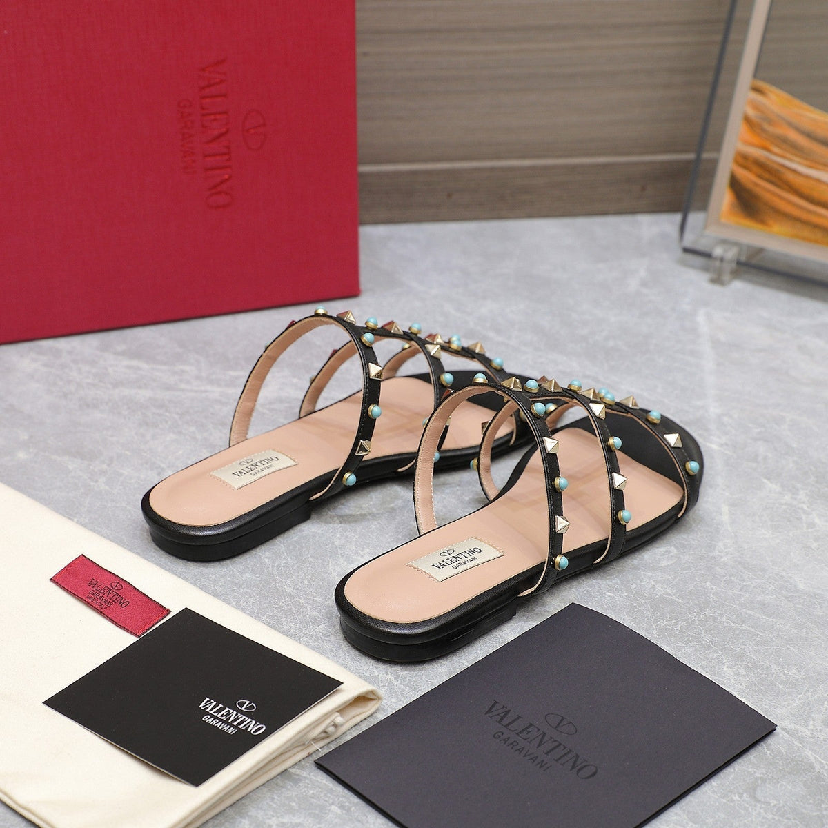 VT 25 Rockstud leather slides Black Sheepskin 289663
