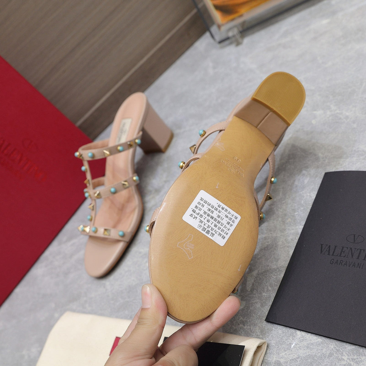 VT 25 Rockstud Heeled Sandals Nude Sheepskin 289666