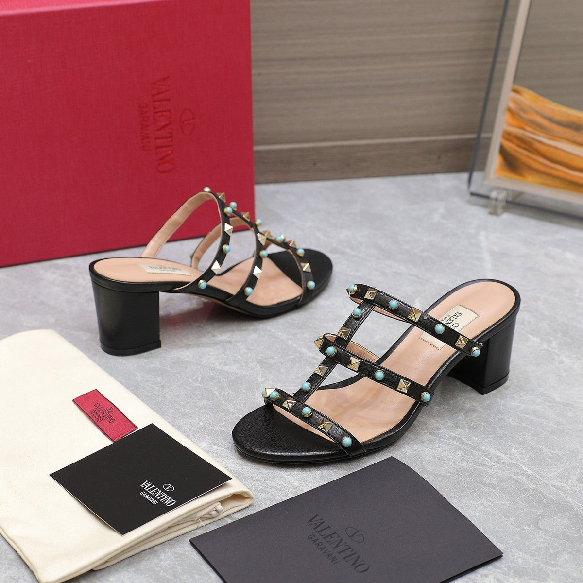 VT 25 Rockstud Heeled Sandals Black Sheepskin 289667