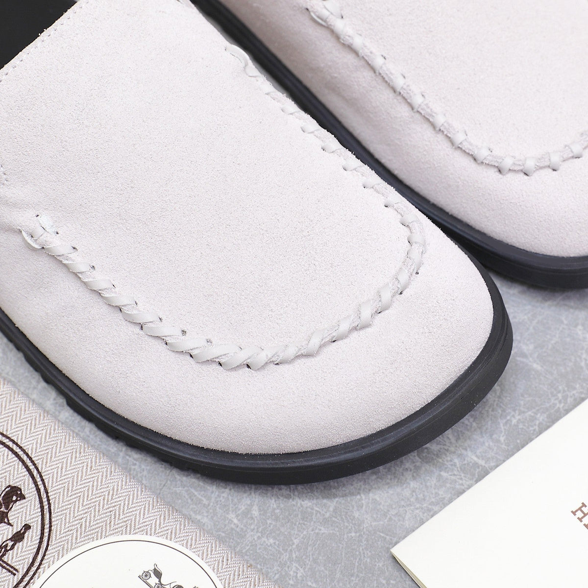 HM 25 Johan Mule Light Grey Suede