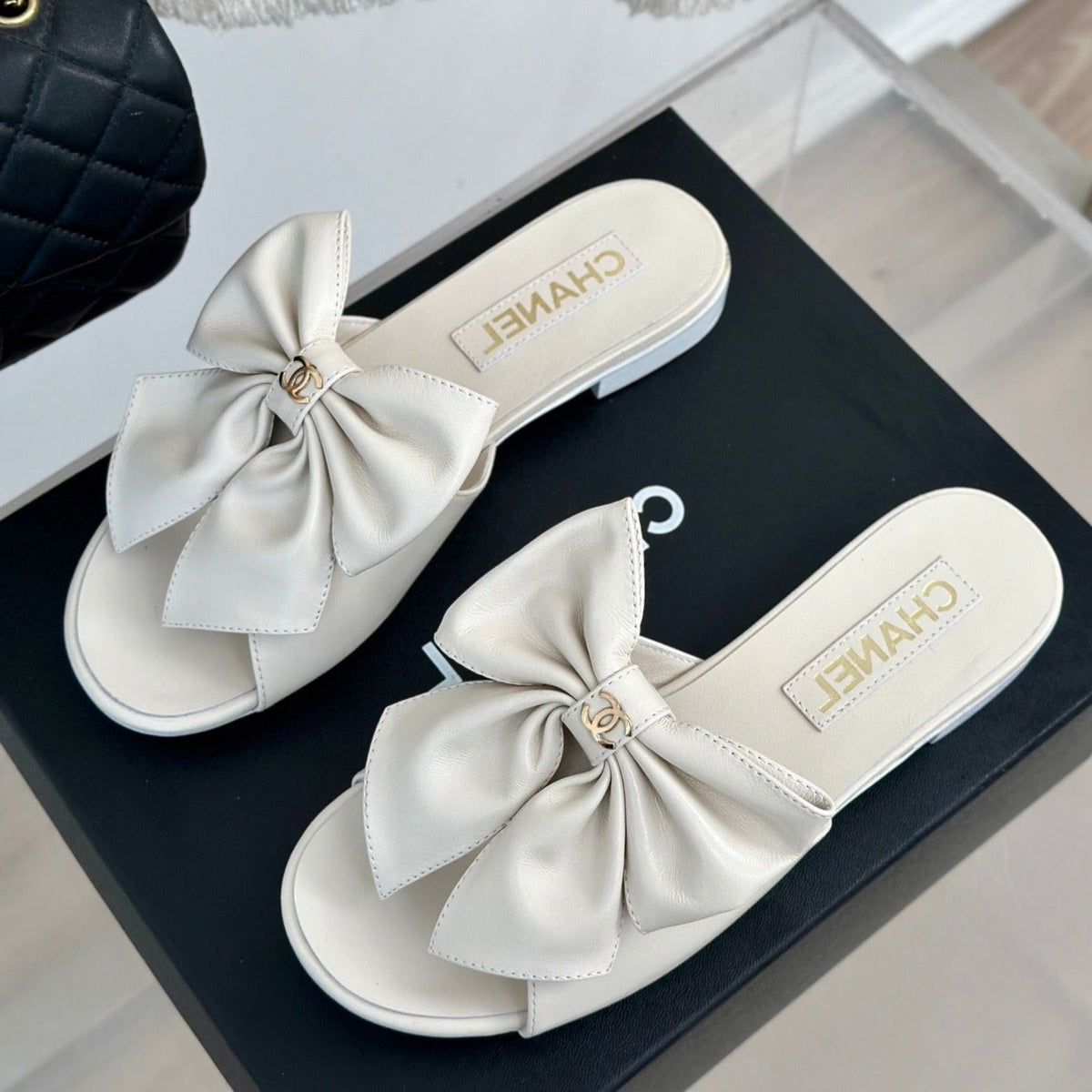 cc big bow flat sandals white lambkin
