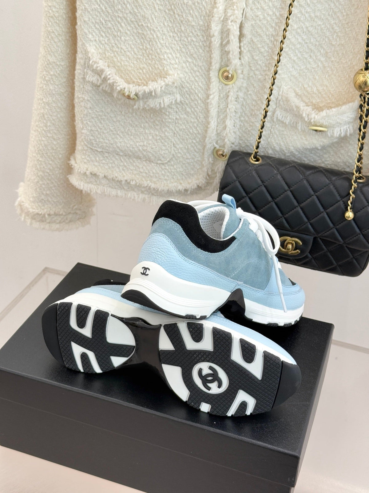 CC 26 Sneaker Blue mix Black White Suede Calfskin 610011