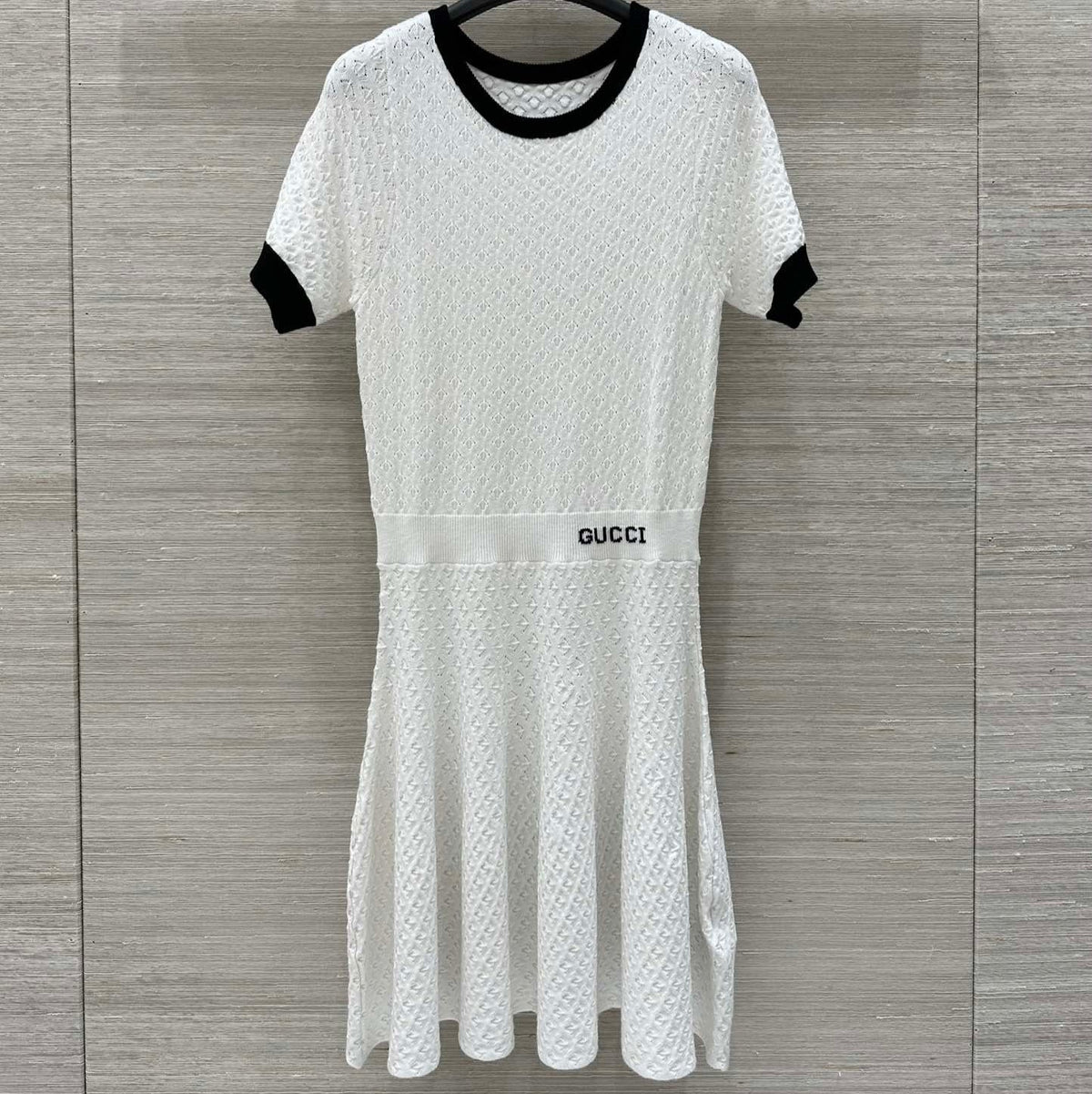 Gucci 25 Knitted Round Neck Short-sleeved Dress White Viscose