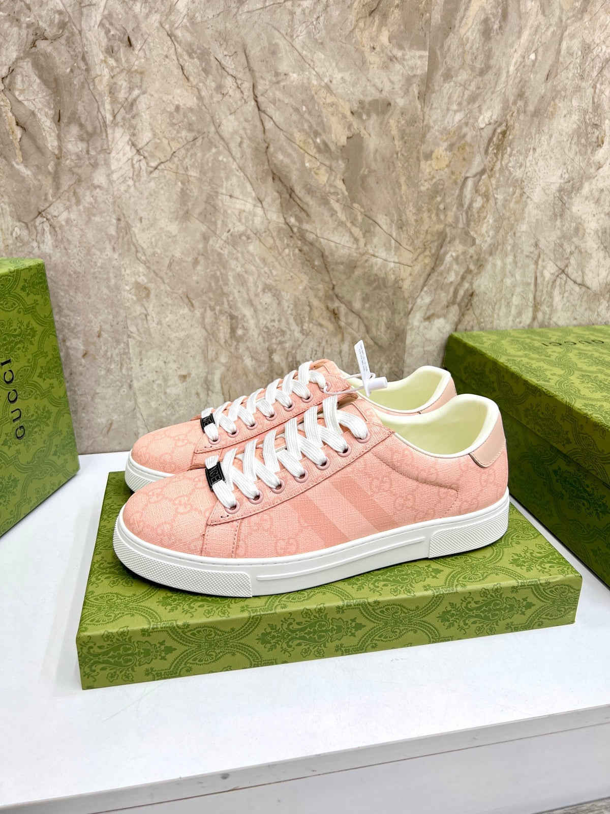 GG Men's ACE Sneaker Pink Canvas 525945
