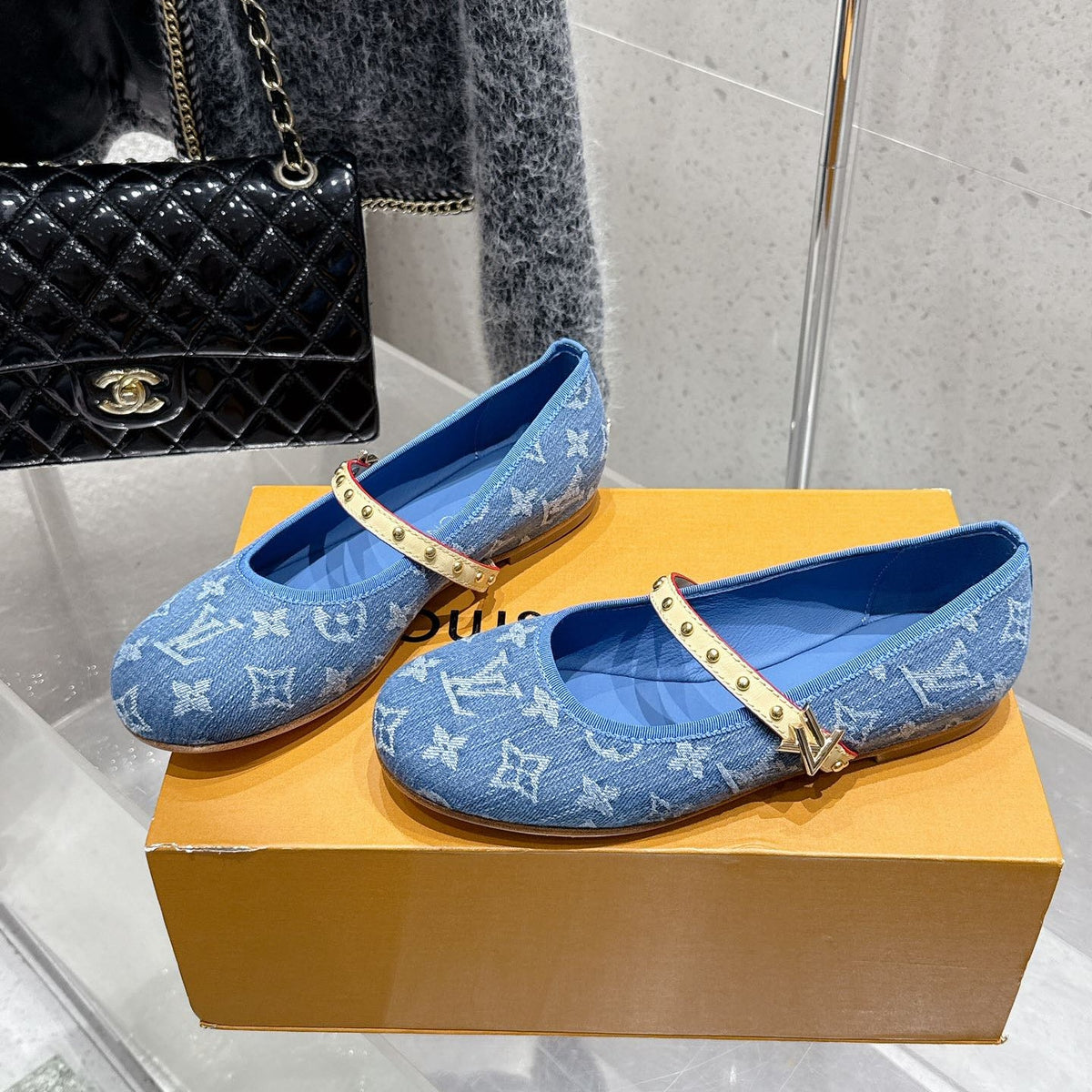 LV 26s Ballet Flats Blue Denim 610838