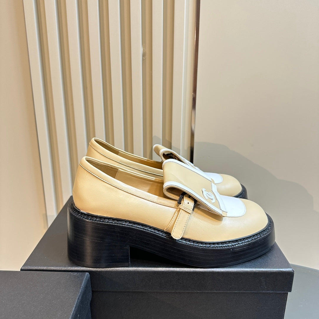 CC Moccasins 65mm Beige Calfskin