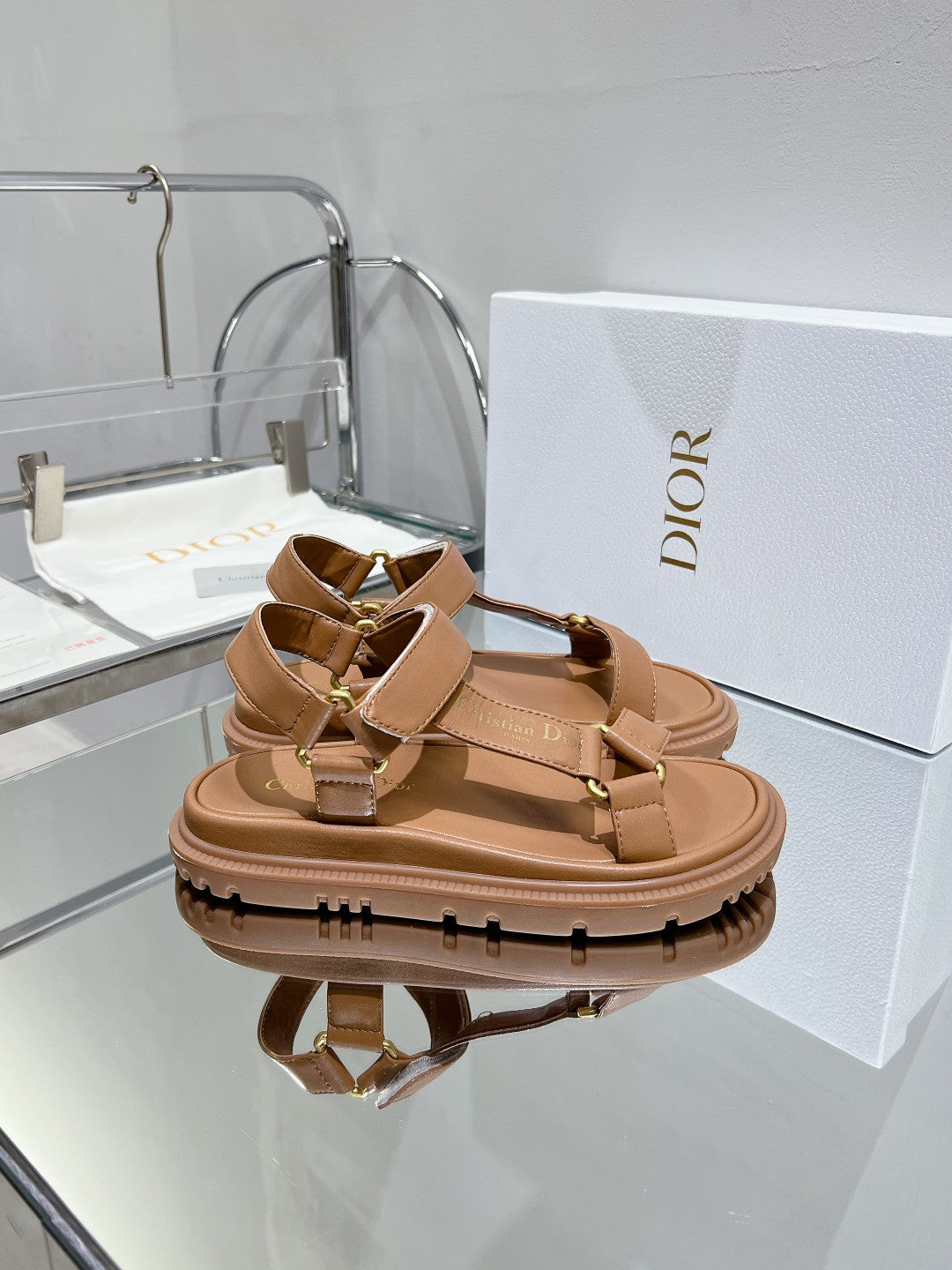 CD D-Wave Sandal In Brown Cowhide 100751