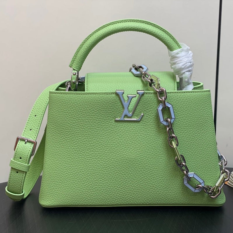 capucines mm 31.5 green taurillon leather turquoise silver hardware