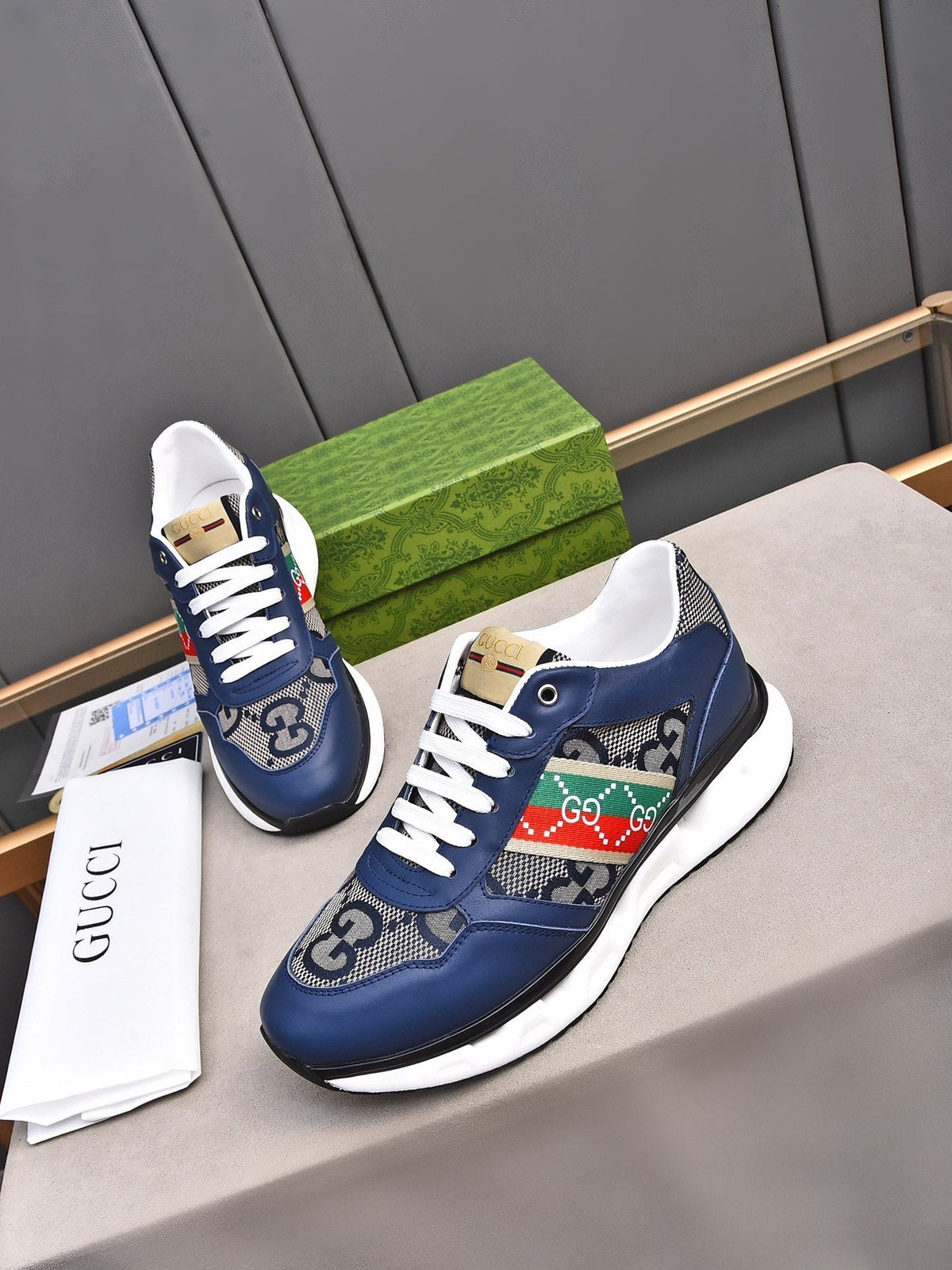 GG Men's Sneaker Blue Calfskin 522006