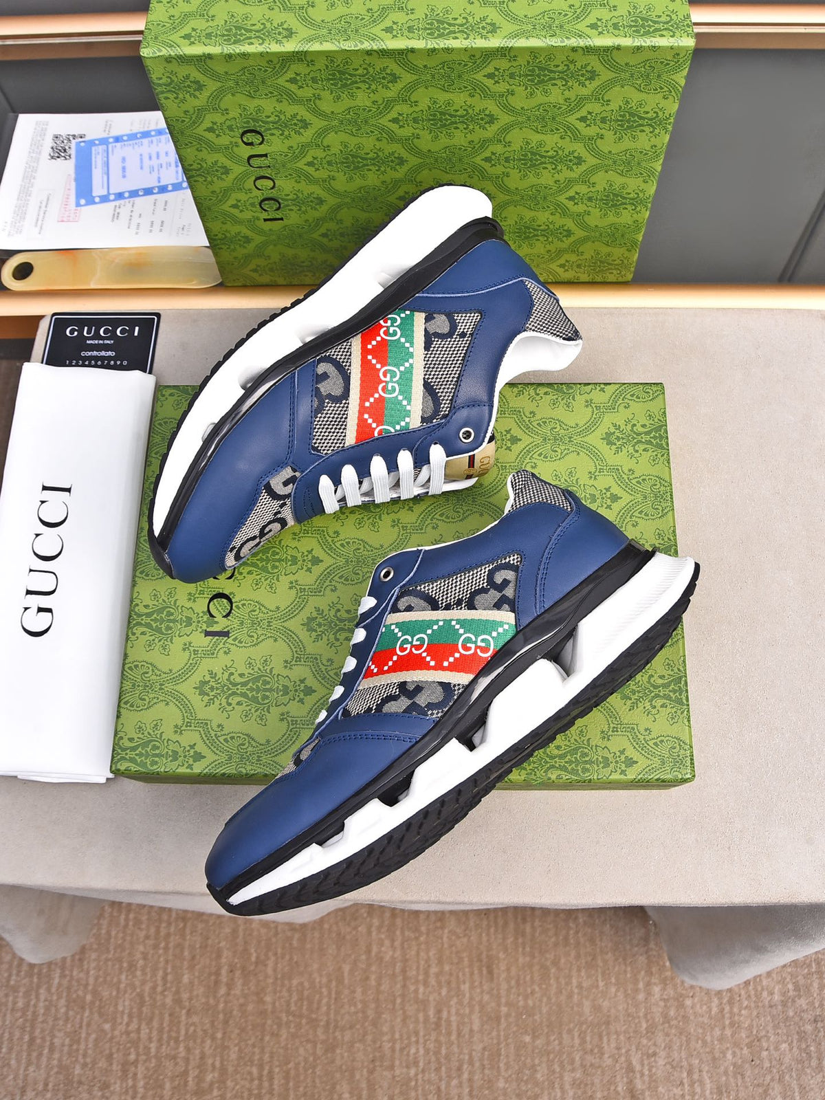 GG Men's Sneaker Blue Calfskin 522006