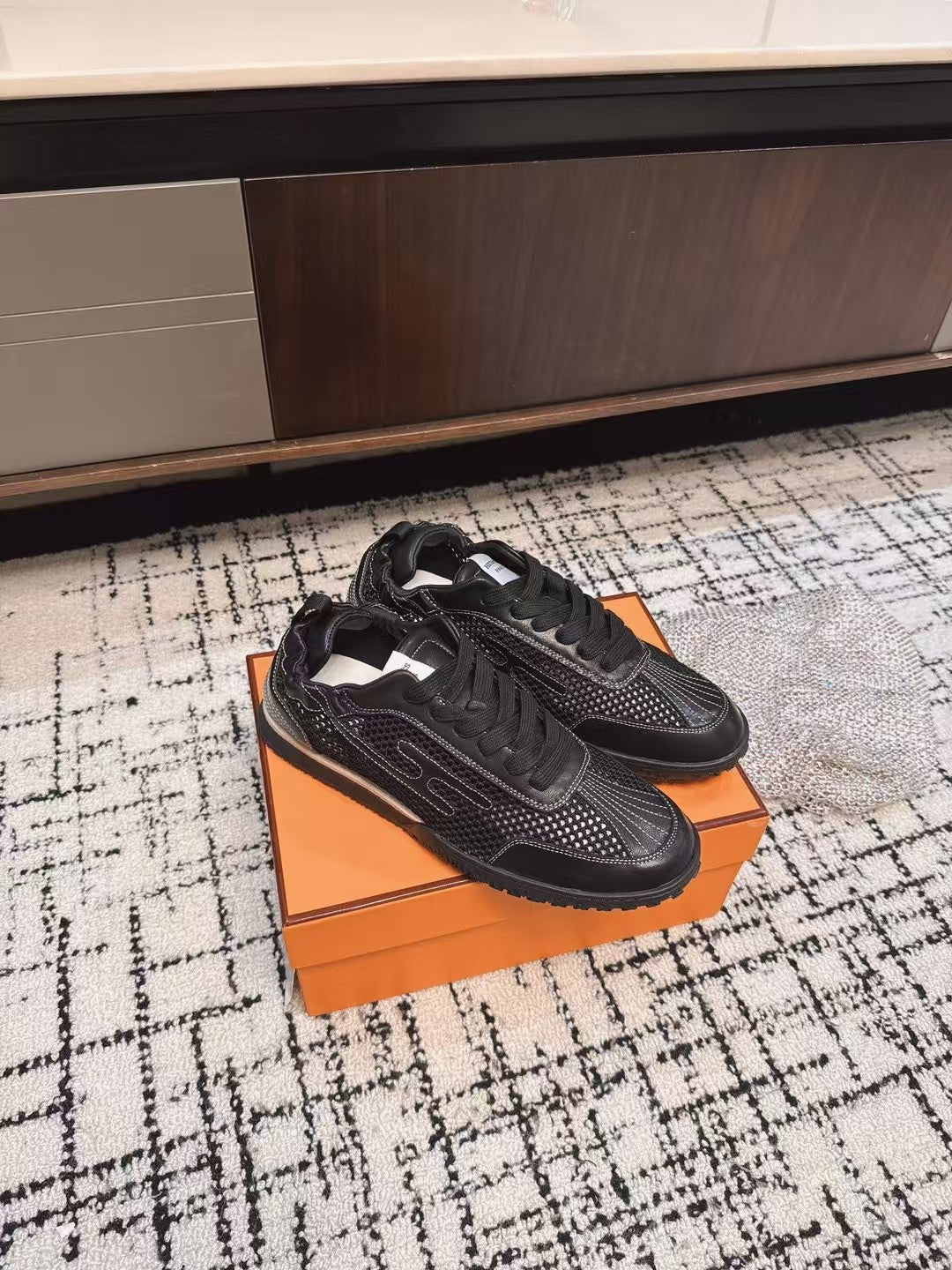 HM 25 Jet Sneaker Black Mesh Cowhide 318024