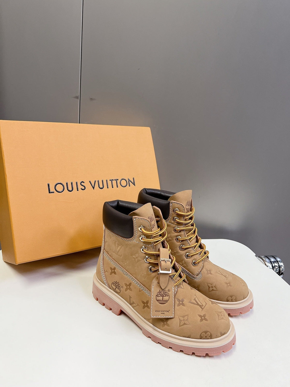 LV x Timberland 6-In Ankle Boot Brown Monogram Sude